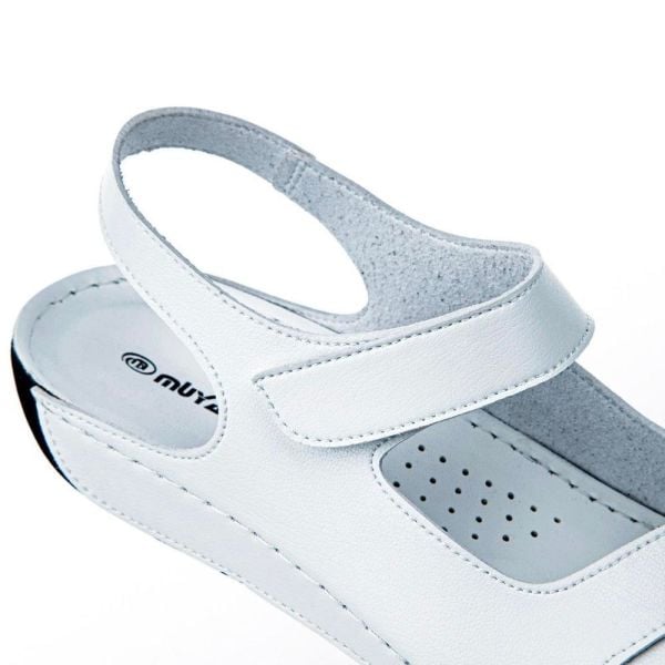 Muya 31121 Alula Beyaz/Siyah Kadın Anatomik Sandalet